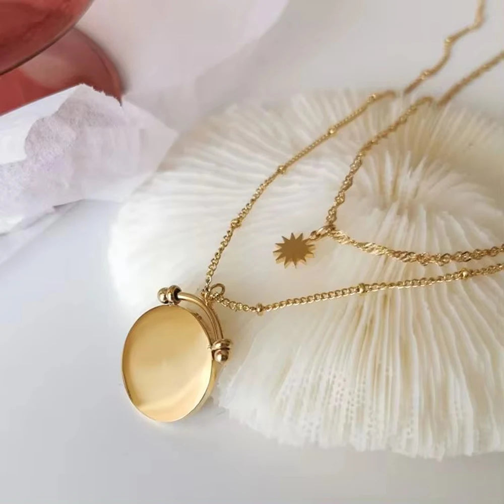 Colar Emma – Sofisticação em Dourado com Design Atemporal