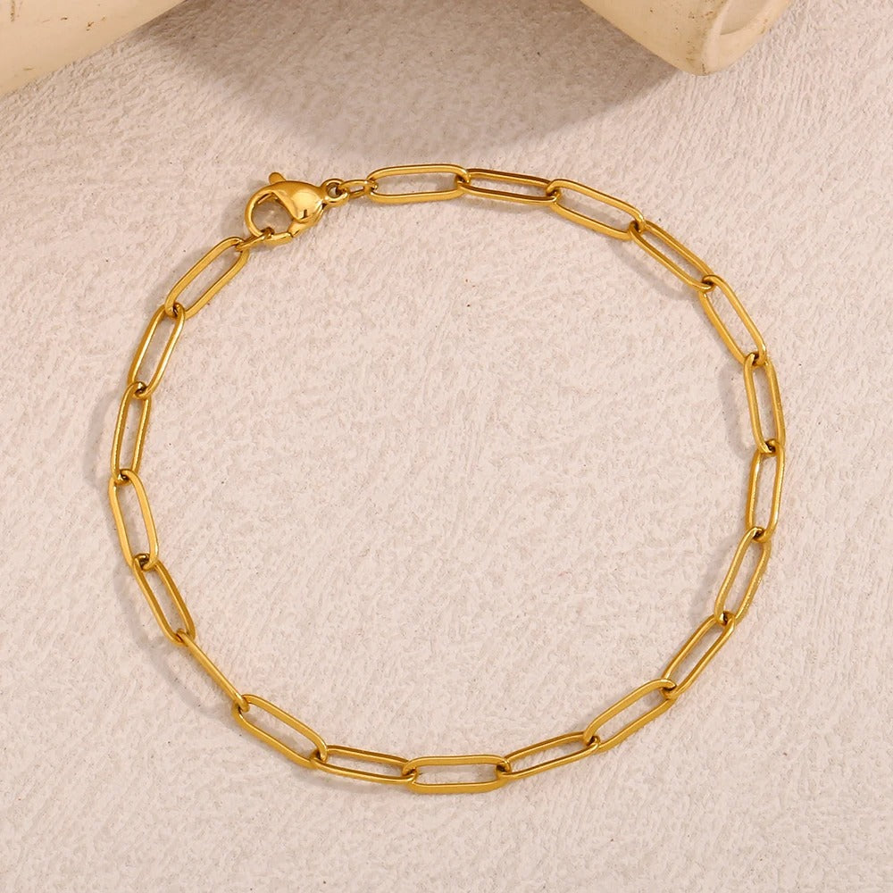 Pulseira Alice – Elegância Dourada em Corrente de Elos
