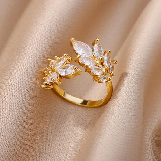 Anel Virma – Beleza Atemporal com Detalhes Elegantes