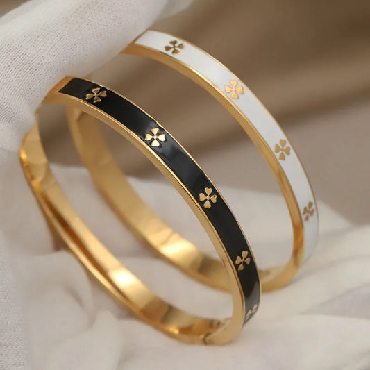Pulseira Gaia – Sofisticação em Aço Inoxidável Dourado com Zircônia