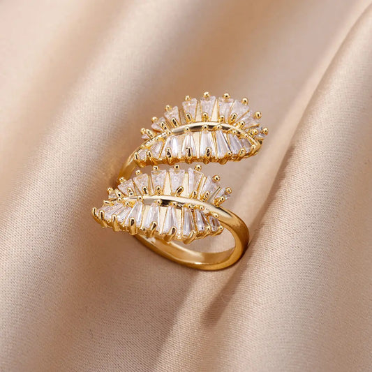 Anel Milena – Elegância Delicada com Inspiração Italiana