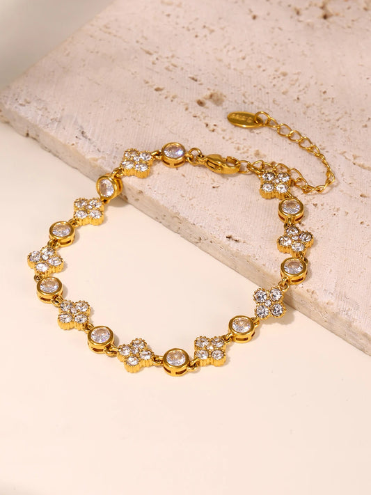 Pulseira Pierina – Delicadeza Dourada com Design Italiano